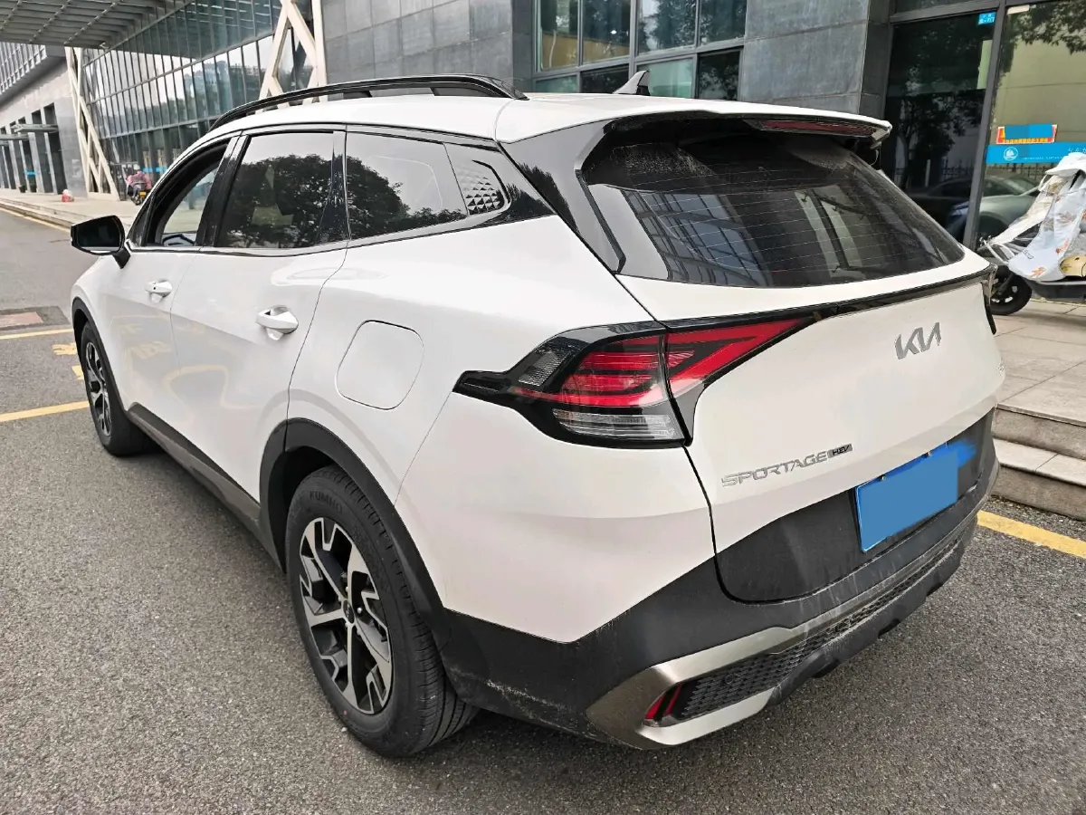 2023 Kia Sportage 2.0L 150HP L4 6AT Hybrid,autocango,china used car exporter,china ev exporter,chinese used car exporter,chinese used ev exporter