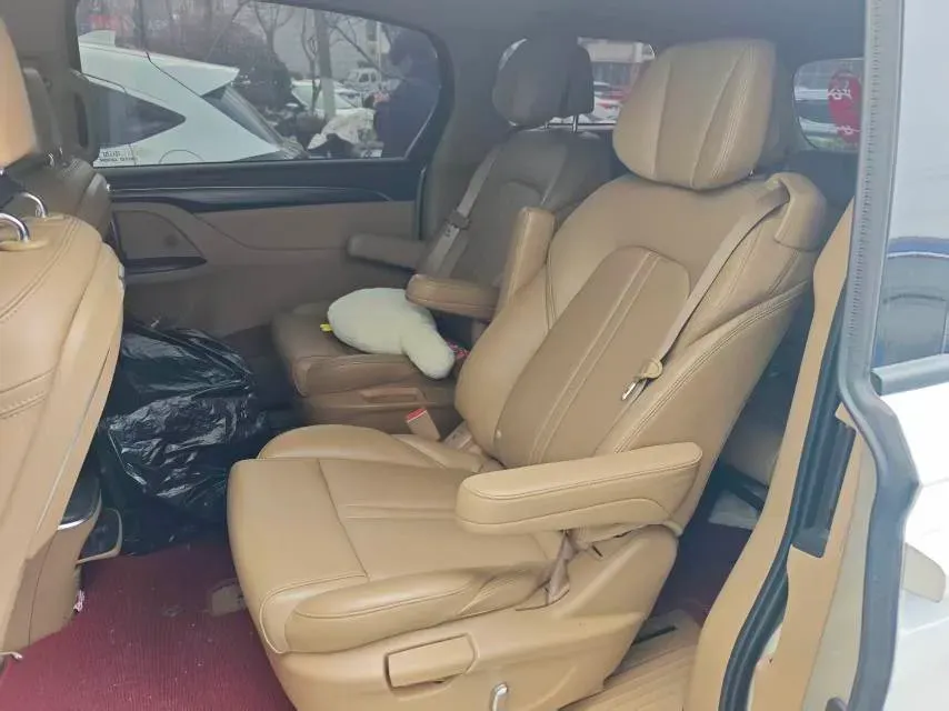 2021 Buick GL8 2.0T 237HP L4 9AT,autocango,china used car exporter,china ev exporter,chinese used car exporter,chinese used ev exporter