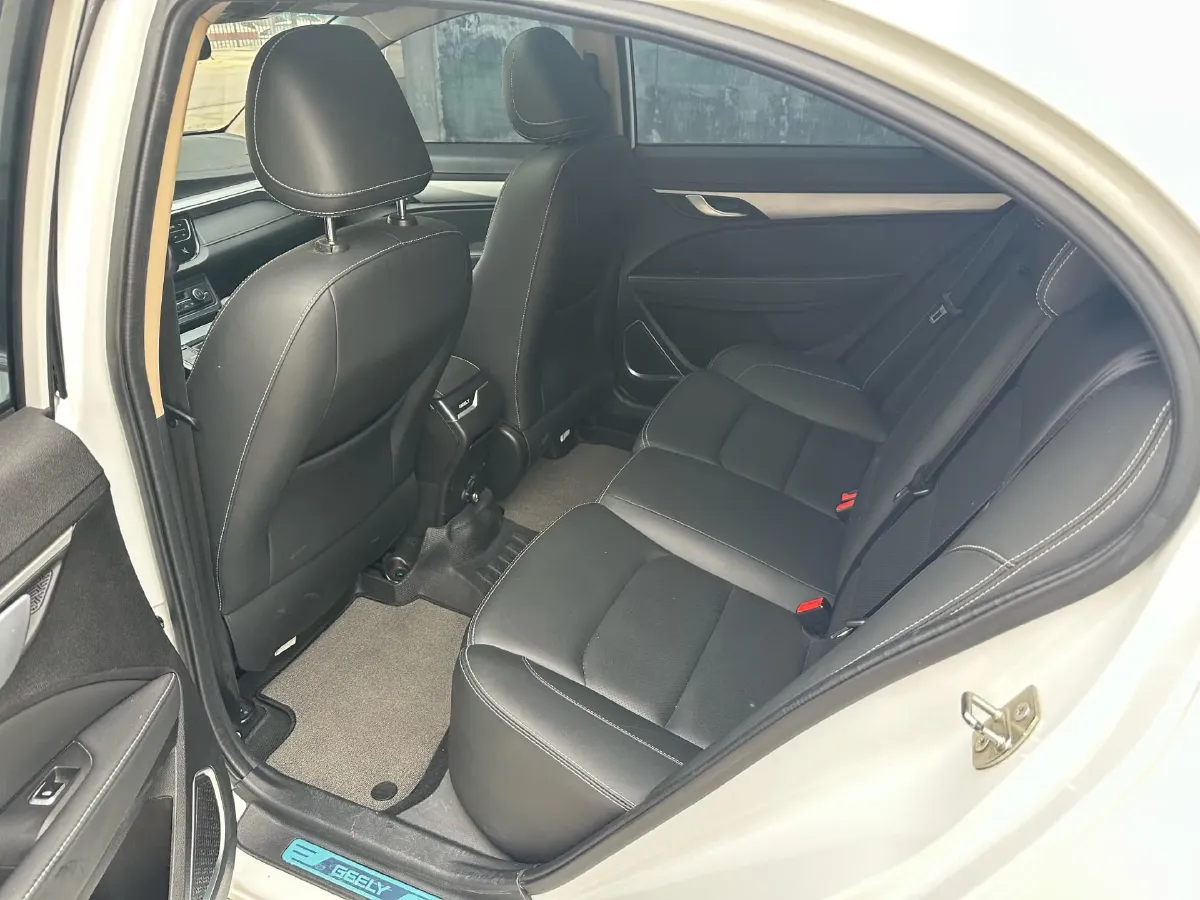 2018 Geely Emgrand 1.5L 109HP L4 5MT,autocango,china used car exporter,china ev exporter,chinese used car exporter,chinese used ev exporter