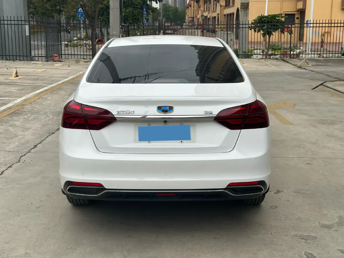 2018 Geely Emgrand 1.5L 109HP L4 5MT,autocango,china used car exporter,china ev exporter,chinese used car exporter,chinese used ev exporter