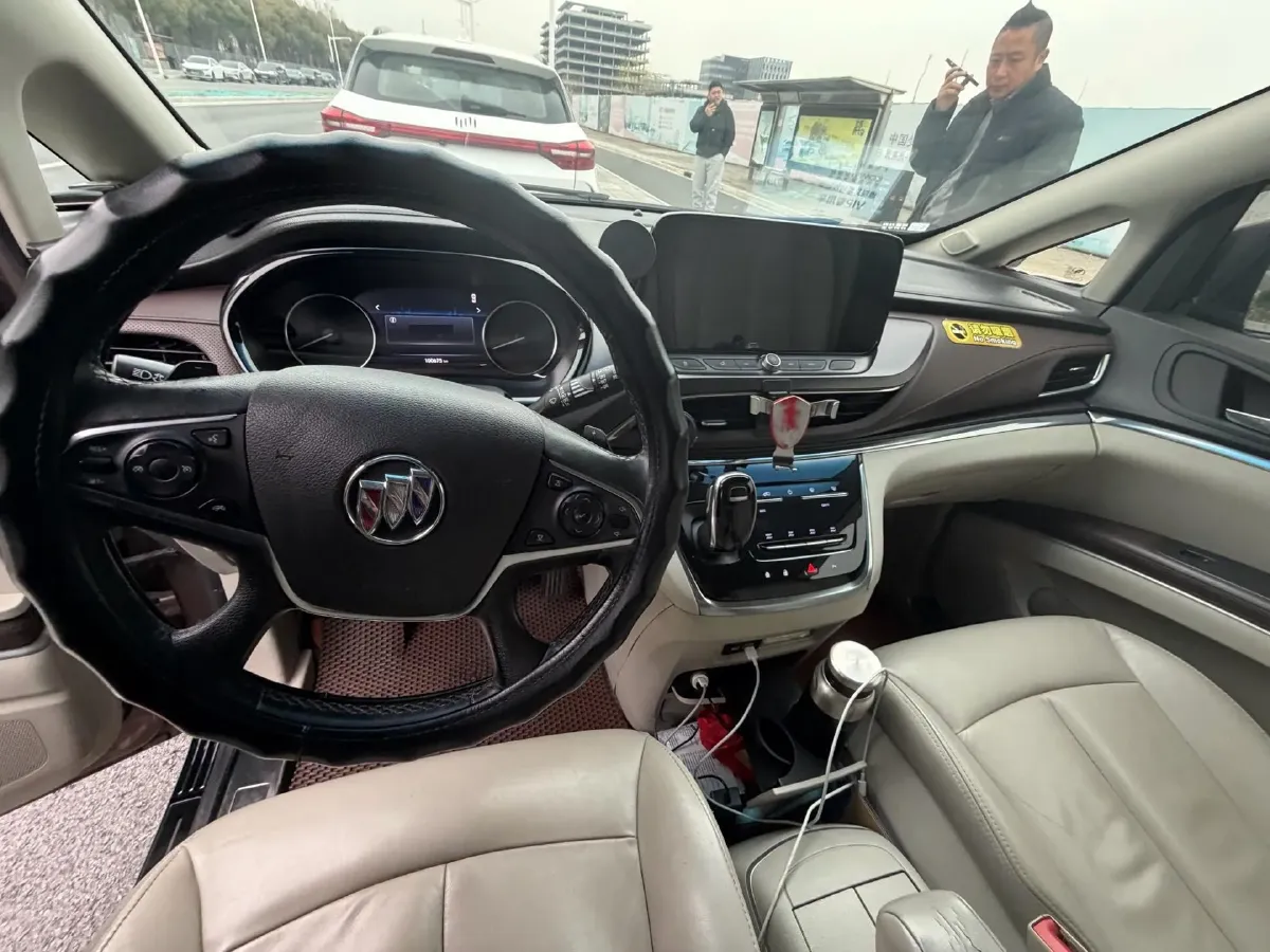 2020 Buick GL8 2.0T 237HP L4 9AT,autocango,china used car exporter,china ev exporter,chinese used car exporter,chinese used ev exporter