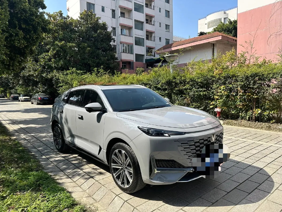 2023 ChangAn UNI-K 2.0T 233HP L4 8AT,autocango,china used car exporter,china ev exporter,chinese used car exporter,chinese used ev exporter