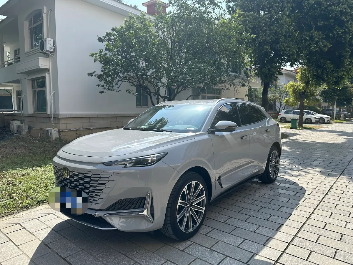 2023 ChangAn UNI-K 2.0T 233HP L4 8AT,autocango,china used car exporter,china ev exporter,chinese used car exporter,chinese used ev exporter