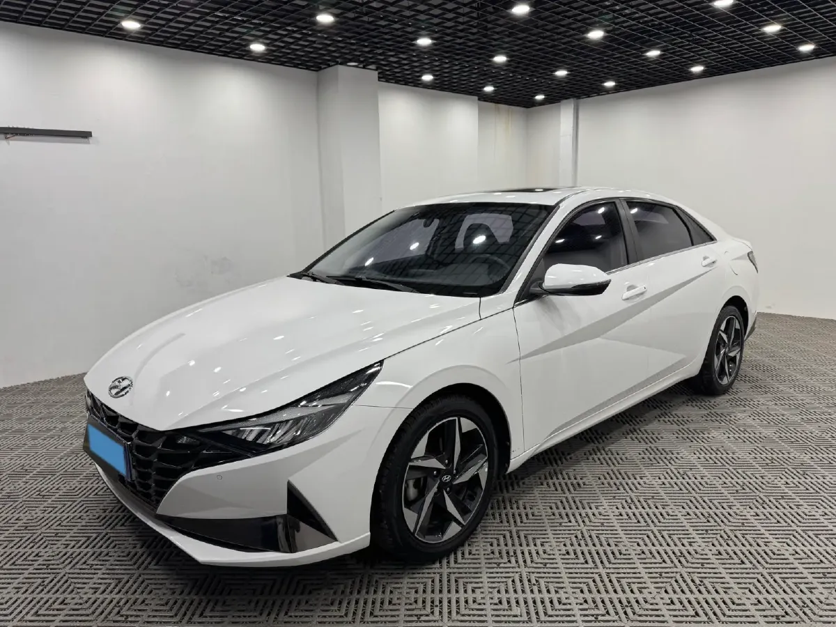 2022 Hyundai Elantra 1.5L 115HP L4 CVT,autocango,china used car exporter,china ev exporter,chinese used car exporter,chinese used ev exporter