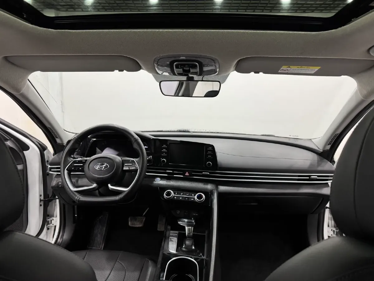 2022 Hyundai Elantra 1.5L 115HP L4 CVT,autocango,china used car exporter,china ev exporter,chinese used car exporter,chinese used ev exporter