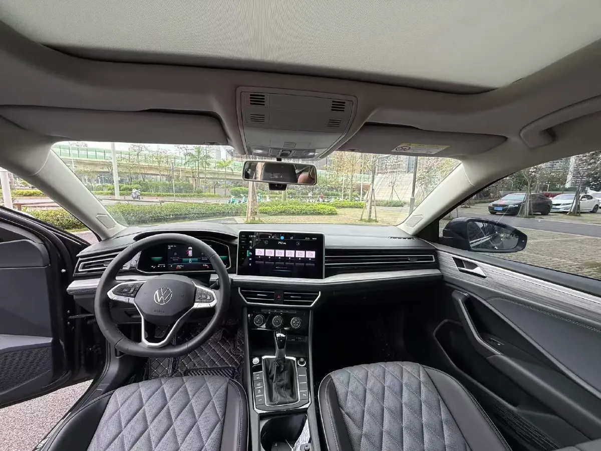 2023 Volkswagen Sagitar 1.4T 150HP L4 7DCT,autocango,china used car exporter,china ev exporter,chinese used car exporter,chinese used ev exporter