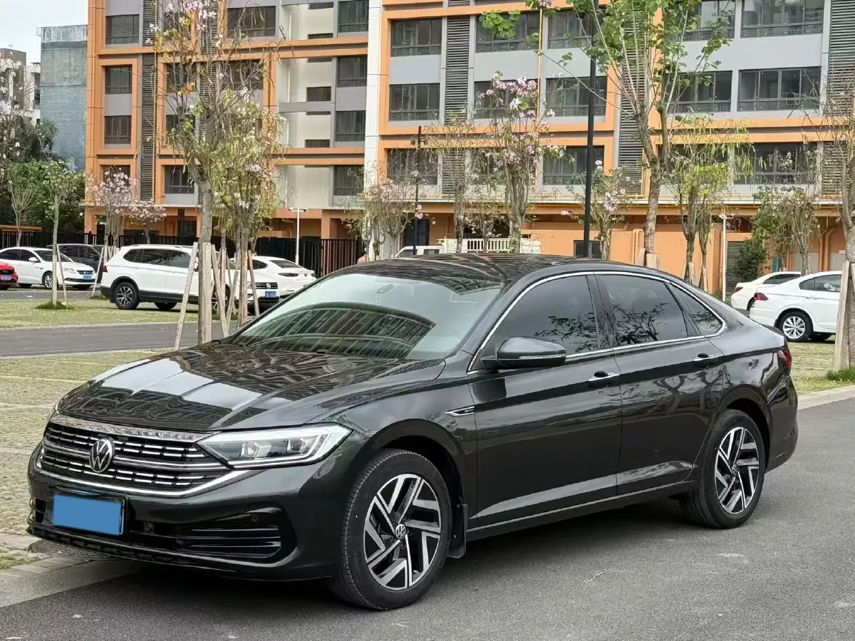 2023 Volkswagen Sagitar 1.4T 150HP L4 7DCT,autocango,china used car exporter,china ev exporter,chinese used car exporter,chinese used ev exporter