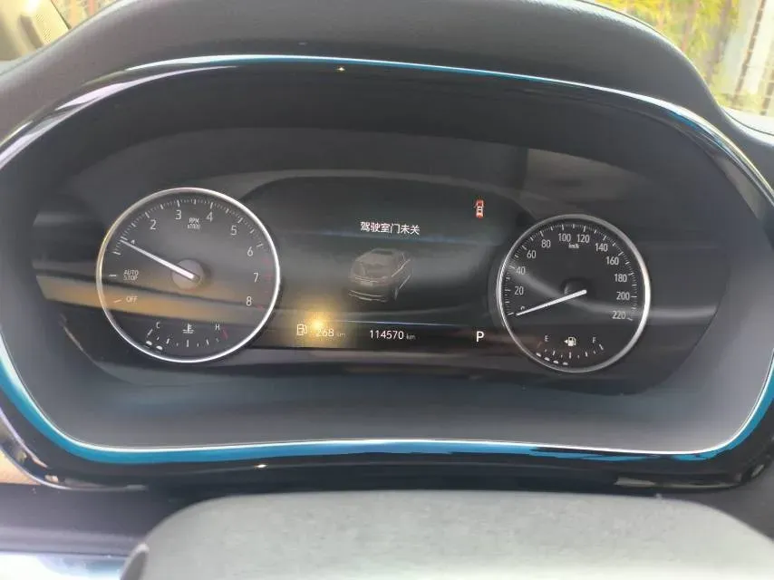 2023 Buick GL8 2.0T 237HP L4 9AT,autocango,china used car exporter,china ev exporter,chinese used car exporter,chinese used ev exporter