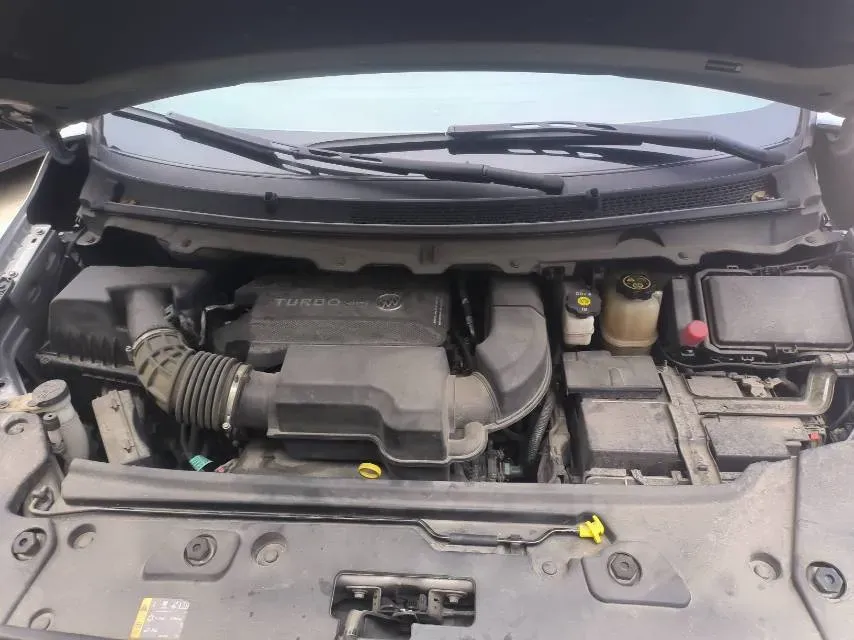 2023 Buick GL8 2.0T 237HP L4 9AT,autocango,china used car exporter,china ev exporter,chinese used car exporter,chinese used ev exporter
