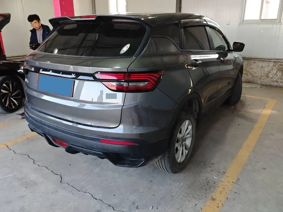 2025 Geely Coolray 1.5L 126HP L4 5MT,autocango,china used car exporter,china ev exporter,chinese used car exporter,chinese used ev exporter