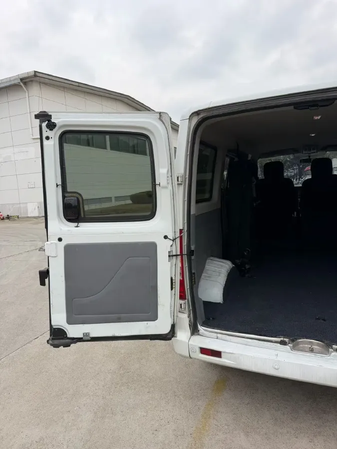 2023 MAXUS XinTu EV80 BEV 51.5KWH,autocango,china used car exporter,china ev exporter,chinese used car exporter,chinese used ev exporter