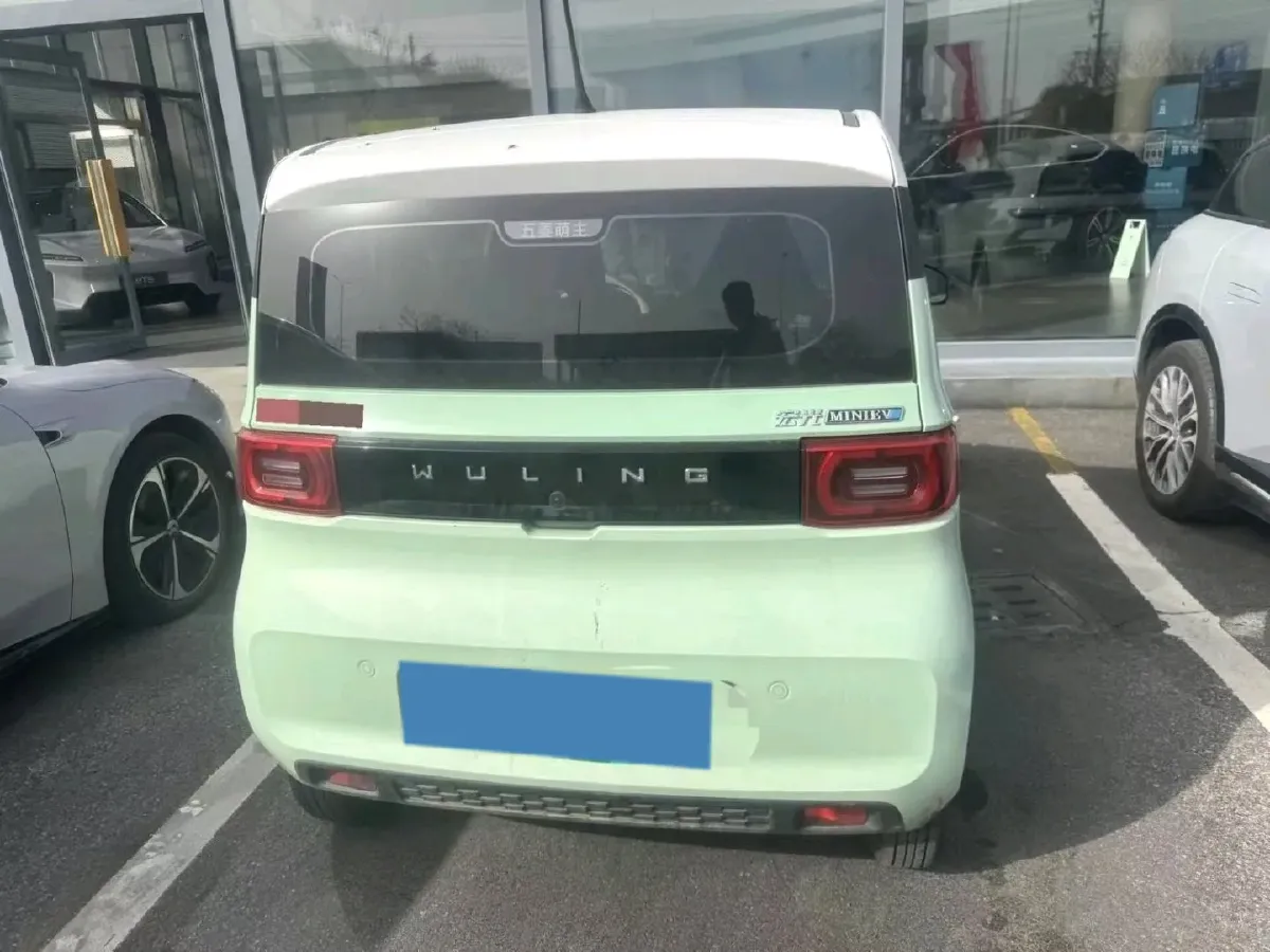 2021 WuLing HongGuang MINI EV BEV 13.9KWH,autocango,china used car exporter,china ev exporter,chinese used car exporter,chinese used ev exporter