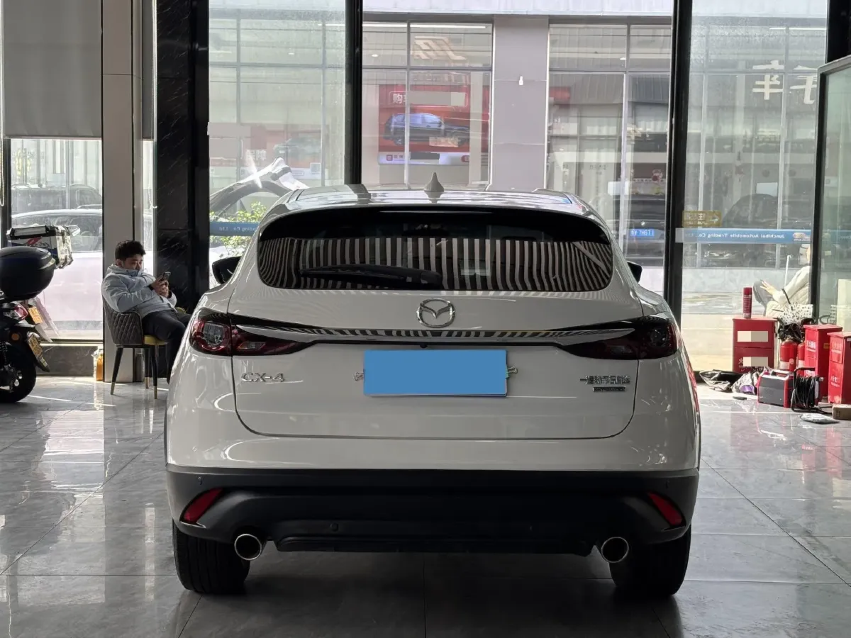 2021 Mazda CX-4 2.0L 158HP L4 6AT,autocango,china used car exporter,china ev exporter,chinese used car exporter,chinese used ev exporter