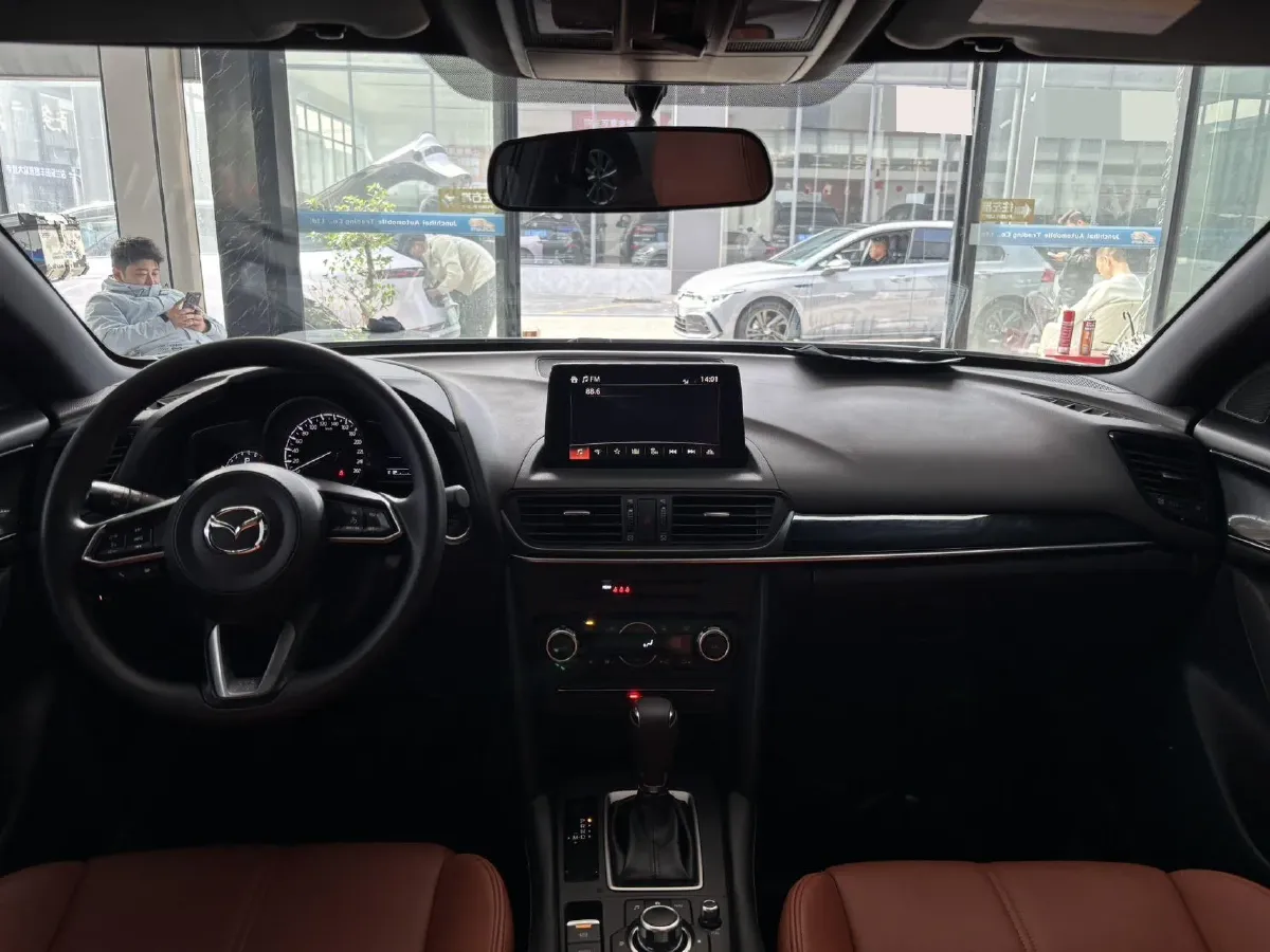 2021 Mazda CX-4 2.0L 158HP L4 6AT,autocango,china used car exporter,china ev exporter,chinese used car exporter,chinese used ev exporter