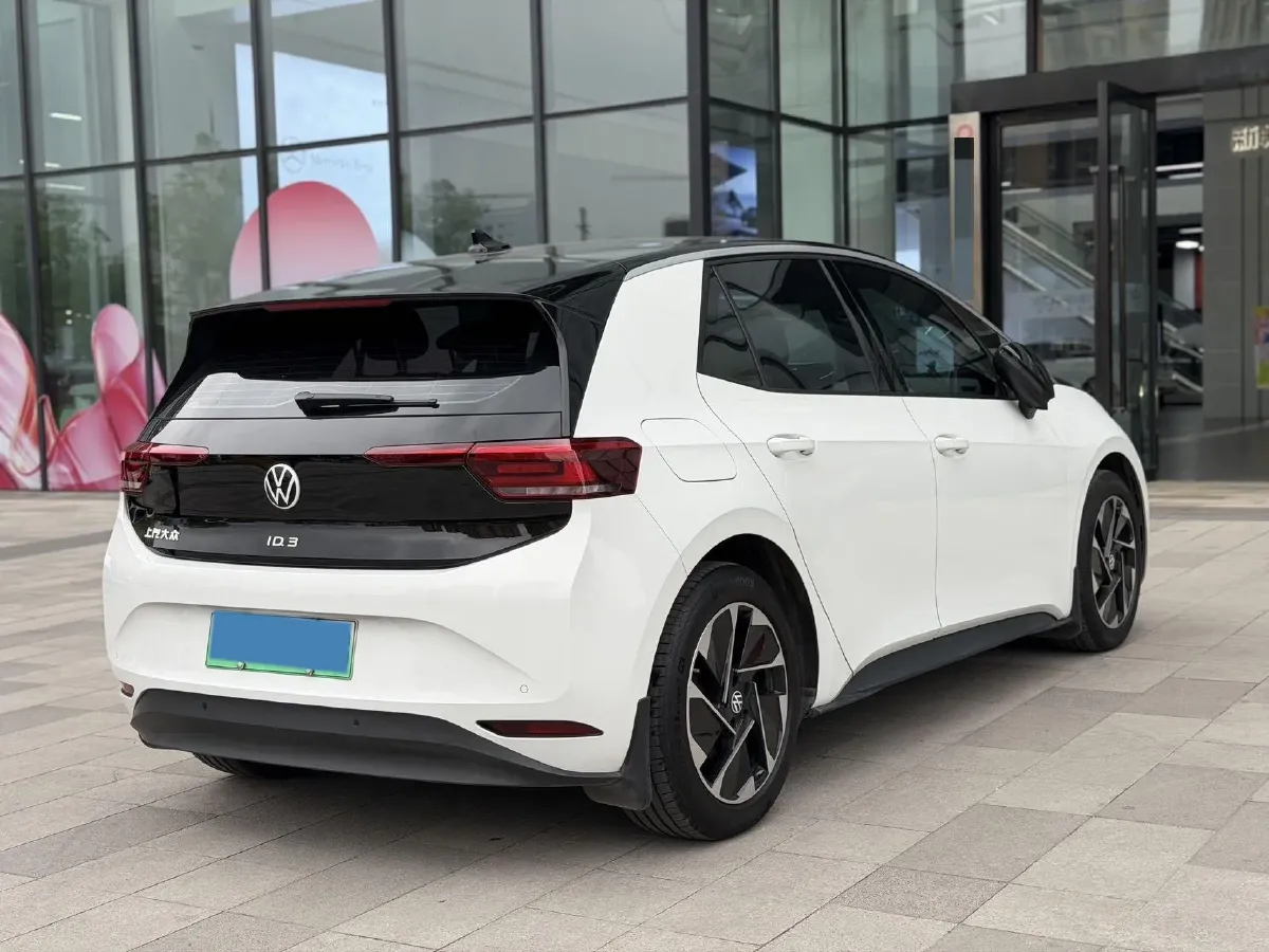 2025 Volkswagen ID.3 BEV 52.8KWH,autocango,china used car exporter,china ev exporter,chinese used car exporter,chinese used ev exporter