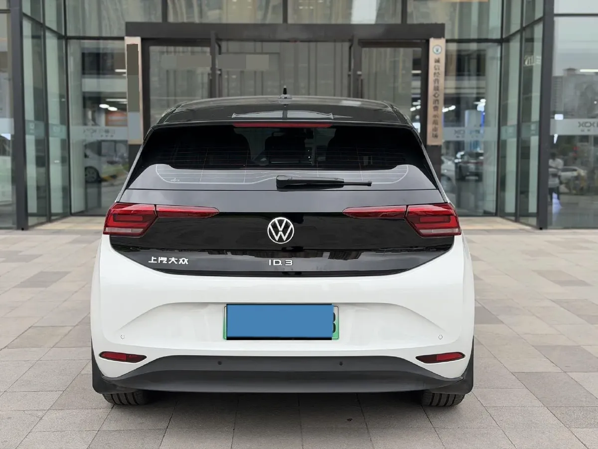 2025 Volkswagen ID.3 BEV 52.8KWH,autocango,china used car exporter,china ev exporter,chinese used car exporter,chinese used ev exporter