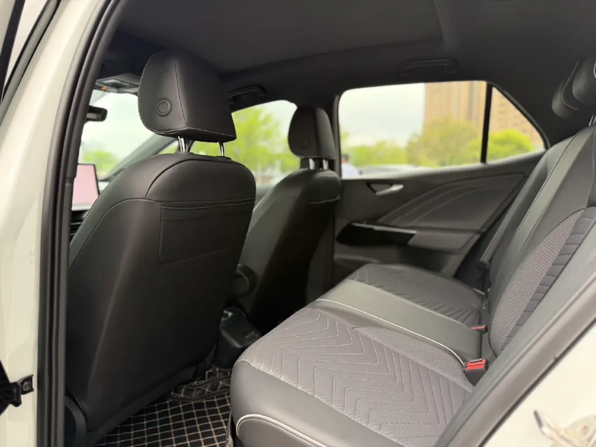 2025 Volkswagen ID.3 BEV 52.8KWH,autocango,china used car exporter,china ev exporter,chinese used car exporter,chinese used ev exporter