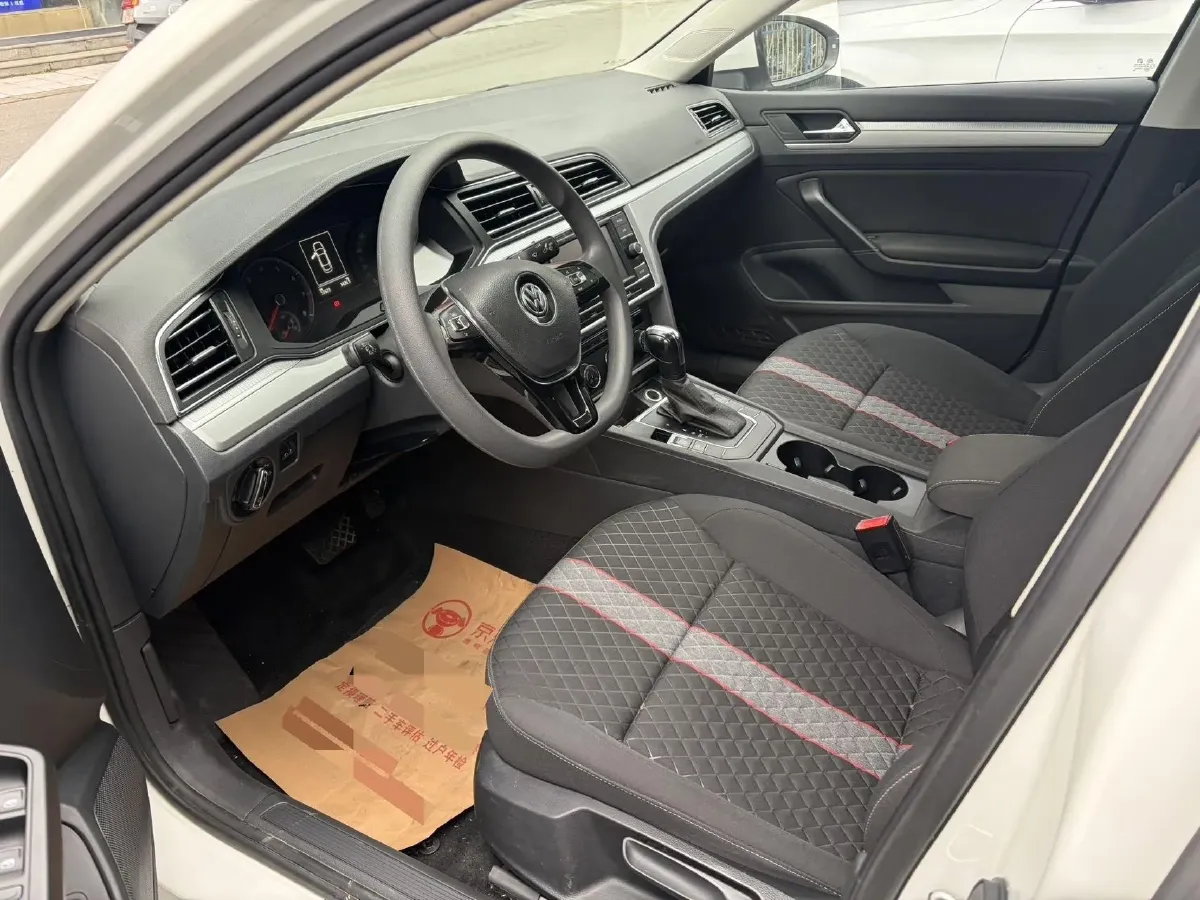 2019 Volkswagen Lamando 1.4T 131HP L4 7DCT,autocango,china used car exporter,china ev exporter,chinese used car exporter,chinese used ev exporter