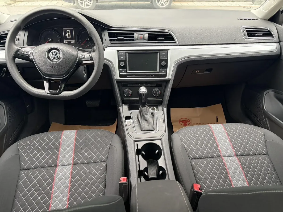 2019 Volkswagen Lamando 1.4T 131HP L4 7DCT,autocango,china used car exporter,china ev exporter,chinese used car exporter,chinese used ev exporter