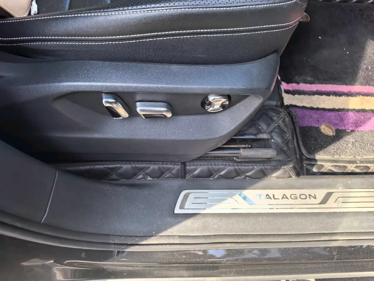 2021 Volkswagen Talagon 2.0T 220HP L4 7DCT,autocango,china used car exporter,china ev exporter,chinese used car exporter,chinese used ev exporter