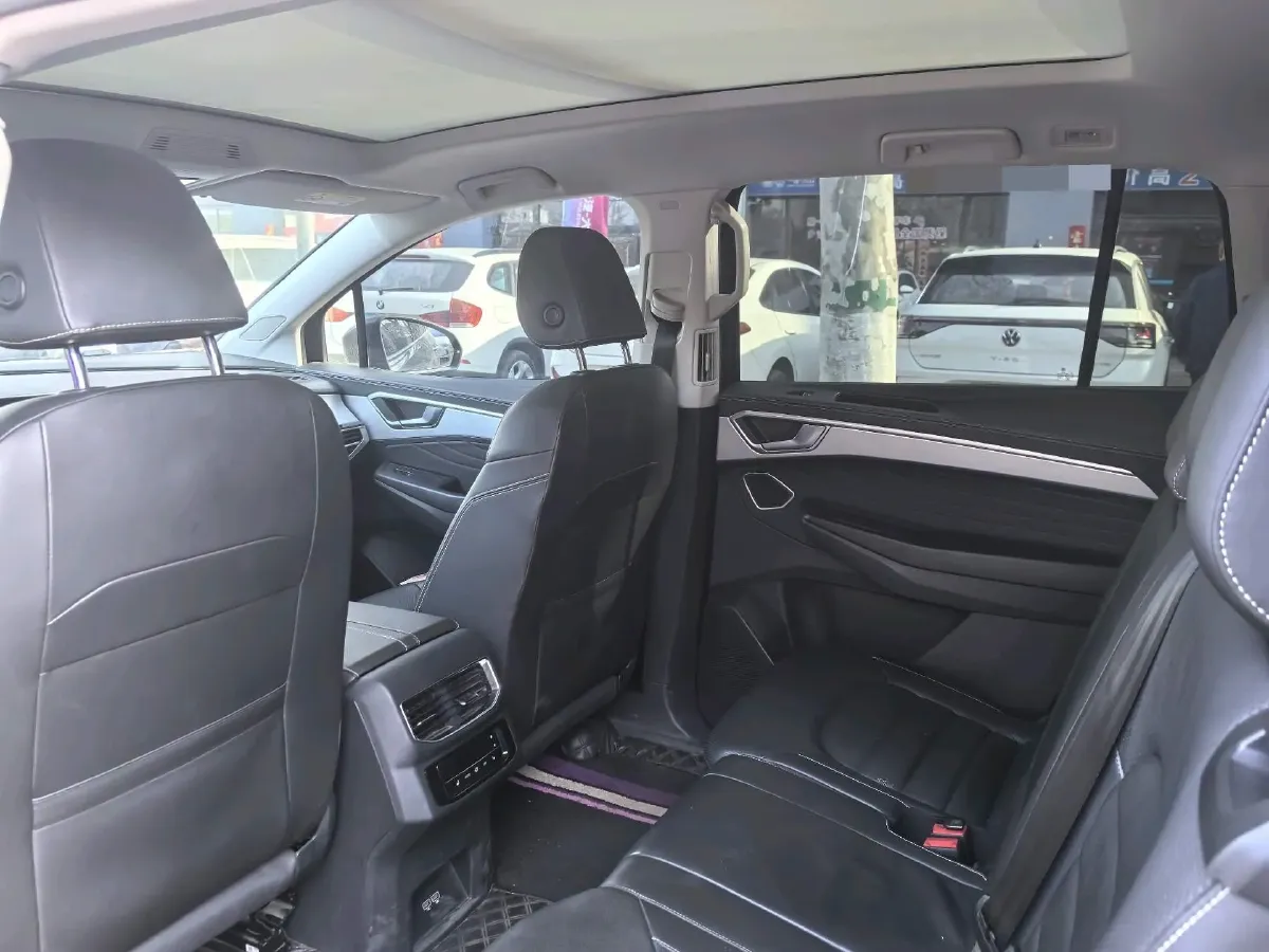 2021 Volkswagen Talagon 2.0T 220HP L4 7DCT,autocango,china used car exporter,china ev exporter,chinese used car exporter,chinese used ev exporter