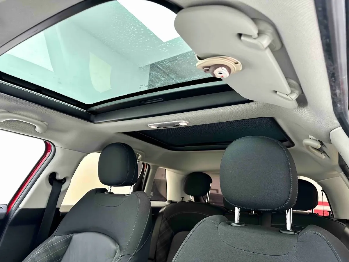 2016 MINI MINI 1.5T 136HP L3 6AT,autocango,china used car exporter,china ev exporter,chinese used car exporter,chinese used ev exporter