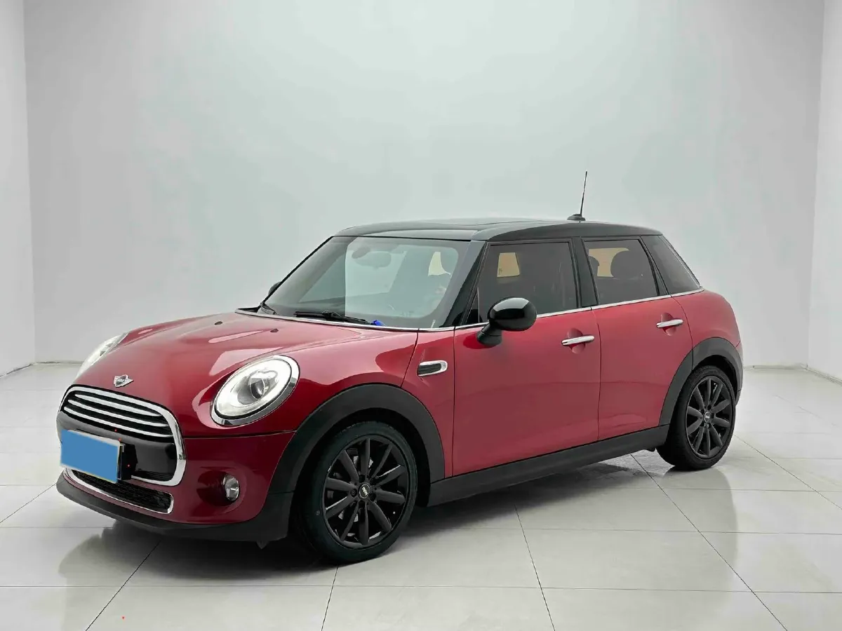 2016 MINI MINI 1.5T 136HP L3 6AT,autocango,china used car exporter,china ev exporter,chinese used car exporter,chinese used ev exporter