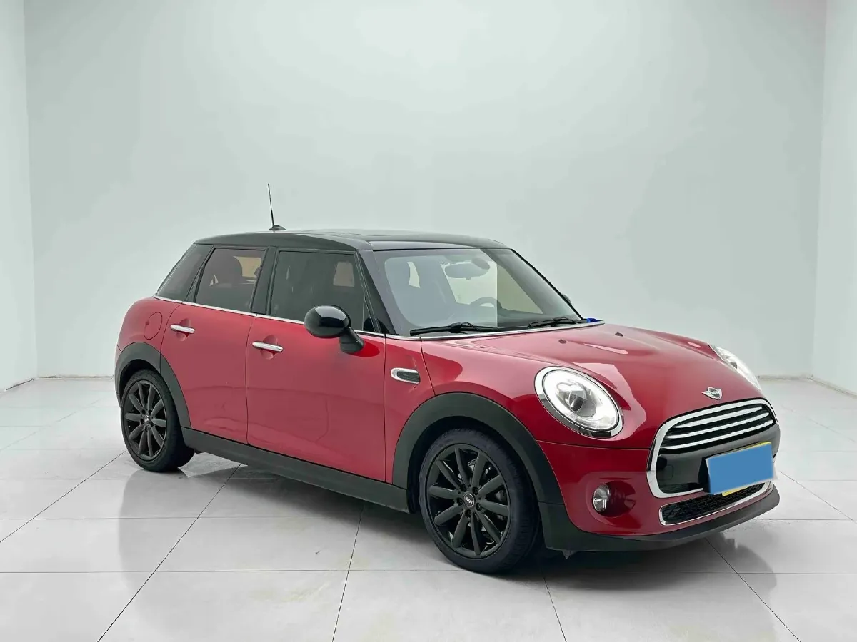 2016 MINI MINI 1.5T 136HP L3 6AT,autocango,china used car exporter,china ev exporter,chinese used car exporter,chinese used ev exporter