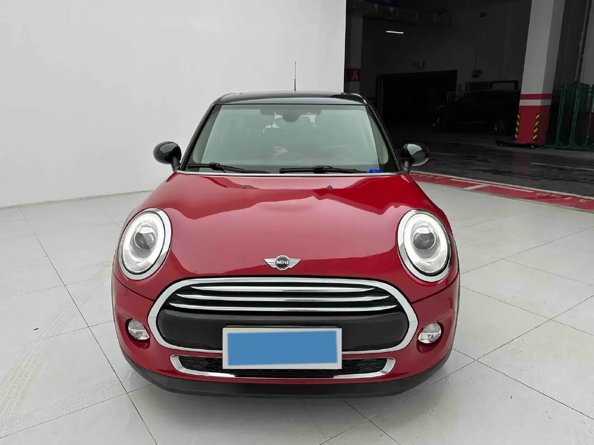 2016 MINI MINI 1.5T 136HP L3 6AT,autocango,china used car exporter,china ev exporter,chinese used car exporter,chinese used ev exporter