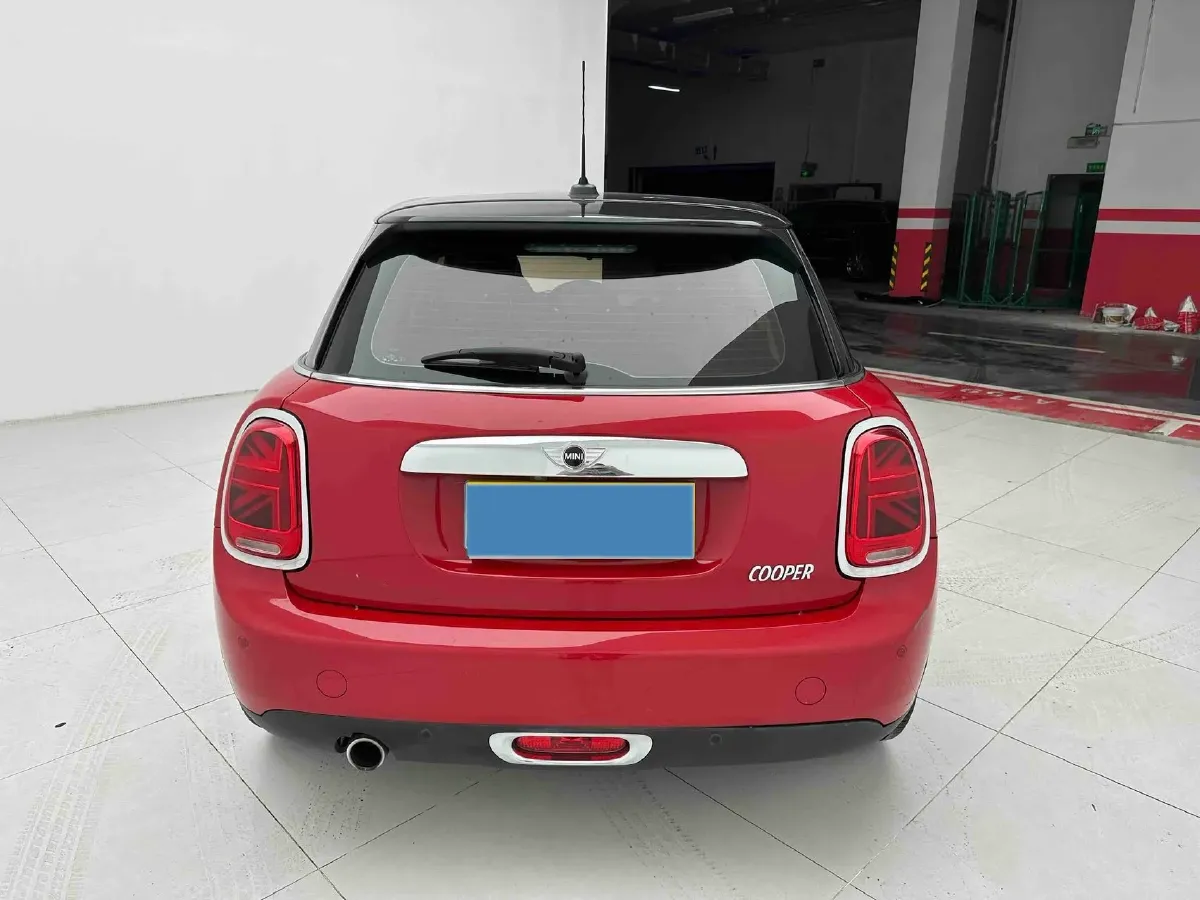 2016 MINI MINI 1.5T 136HP L3 6AT,autocango,china used car exporter,china ev exporter,chinese used car exporter,chinese used ev exporter