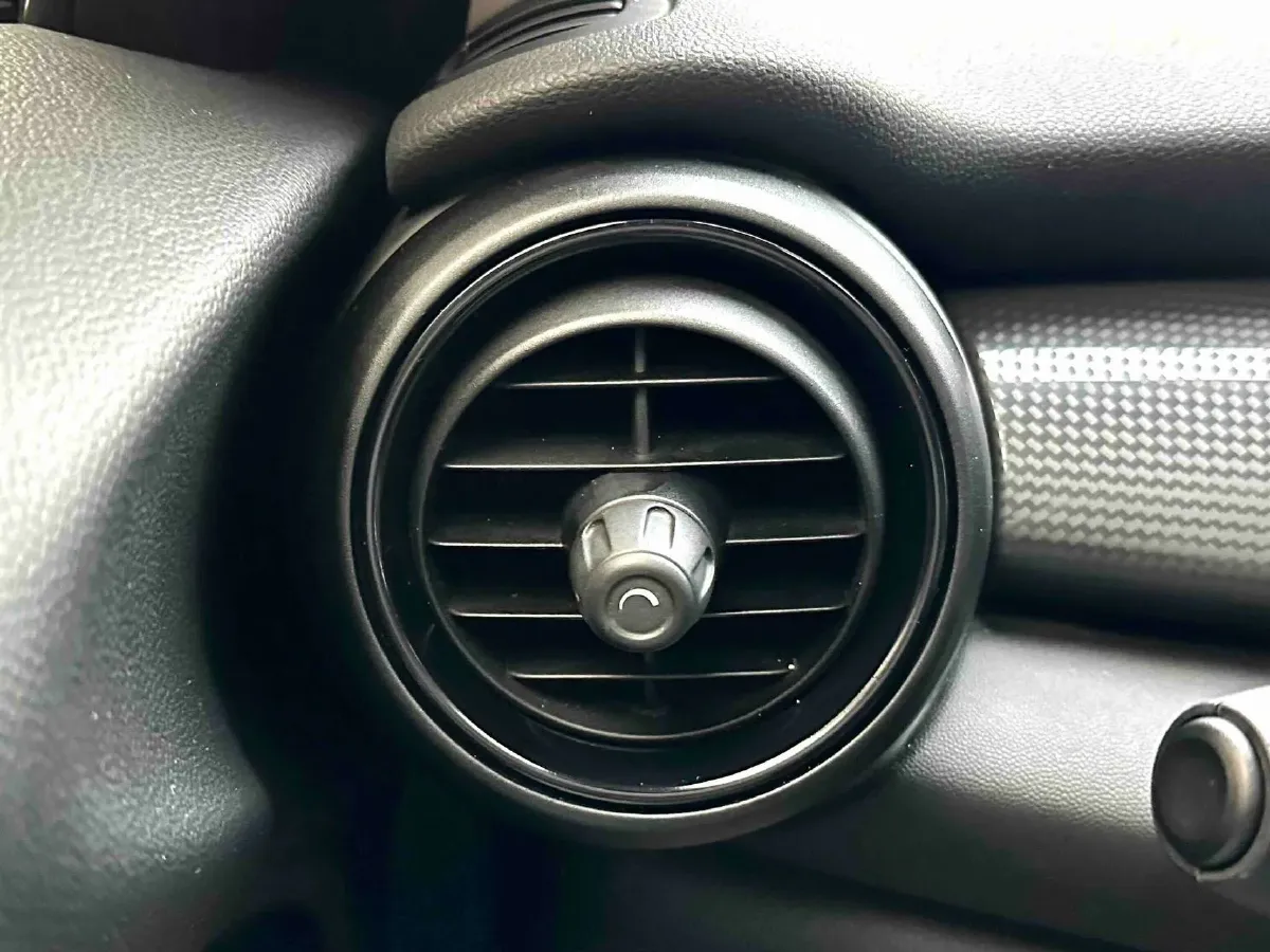 2016 MINI MINI 1.5T 136HP L3 6AT,autocango,china used car exporter,china ev exporter,chinese used car exporter,chinese used ev exporter