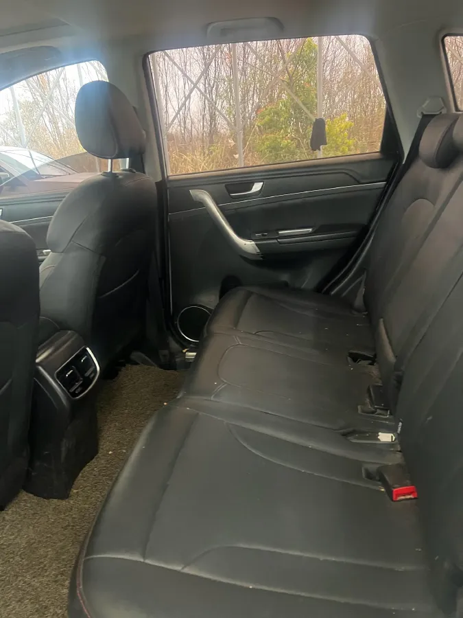 2018 Haval M6 1.5T 150HP L4 7DCT,autocango,china used car exporter,china ev exporter,chinese used car exporter,chinese used ev exporter