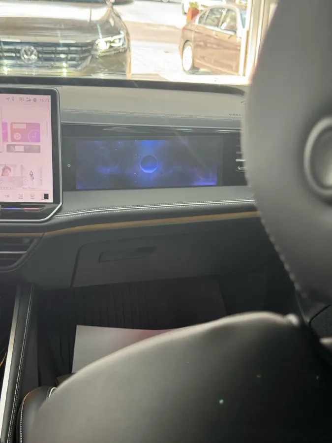 2024 Volkswagen Magotan 2.0T 220HP L4 7DCT,autocango,china used car exporter,china ev exporter,chinese used car exporter,chinese used ev exporter