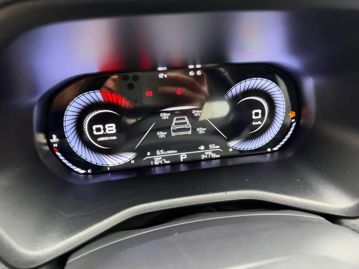 2023 Geely Emgrand 1.5L 127HP L4 CVT,autocango,china used car exporter,china ev exporter,chinese used car exporter,chinese used ev exporter