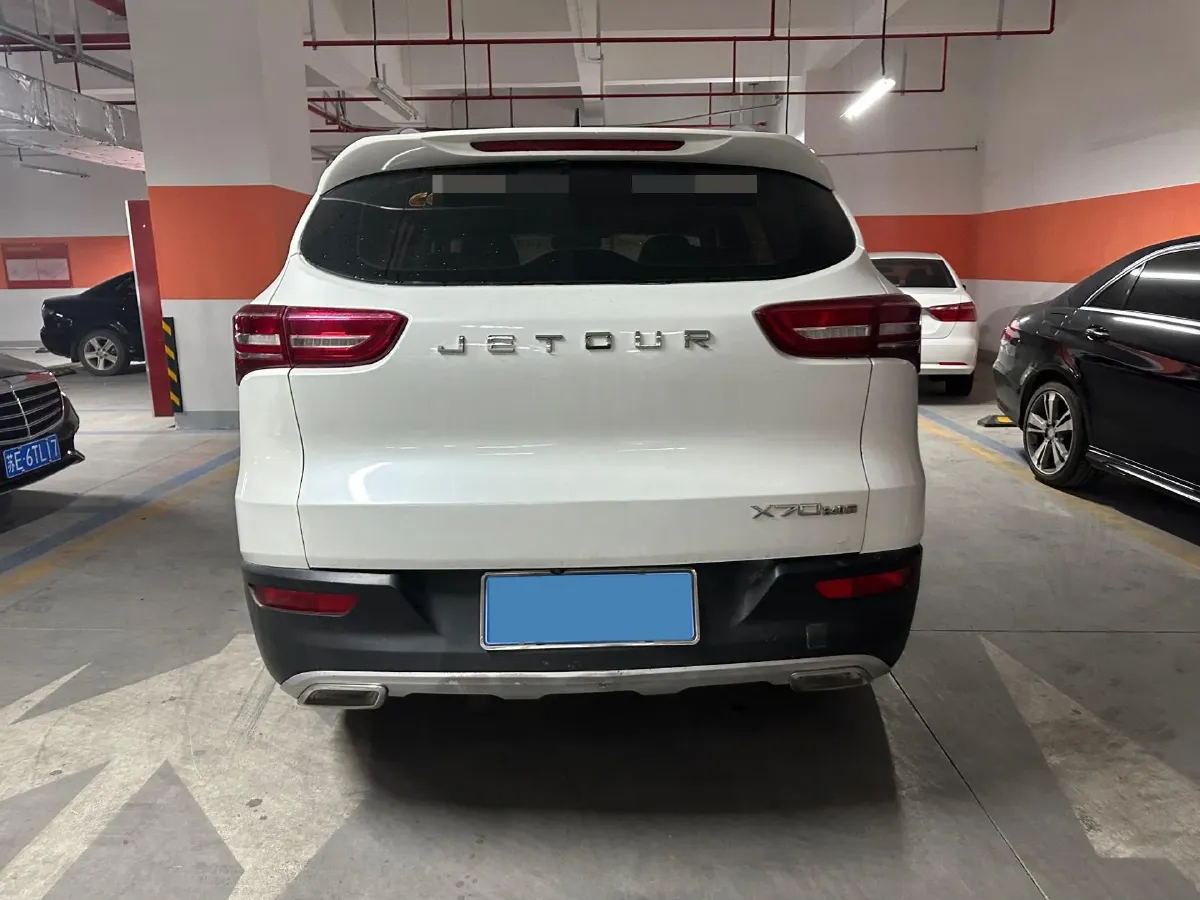2018 Jetour X70 1.5T 147HP L4 5MT,autocango,china used car exporter,china ev exporter,chinese used car exporter,chinese used ev exporter