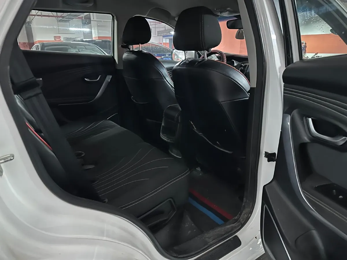 2018 Jetour X70 1.5T 147HP L4 5MT,autocango,china used car exporter,china ev exporter,chinese used car exporter,chinese used ev exporter