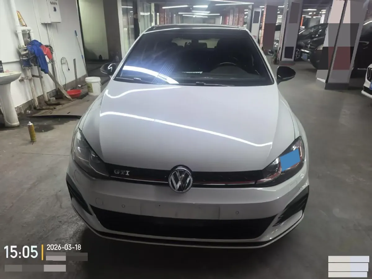 2018 Volkswagen GolfGTI 2.0T 220HP L4 7DCT,autocango,china used car exporter,china ev exporter,chinese used car exporter,chinese used ev exporter