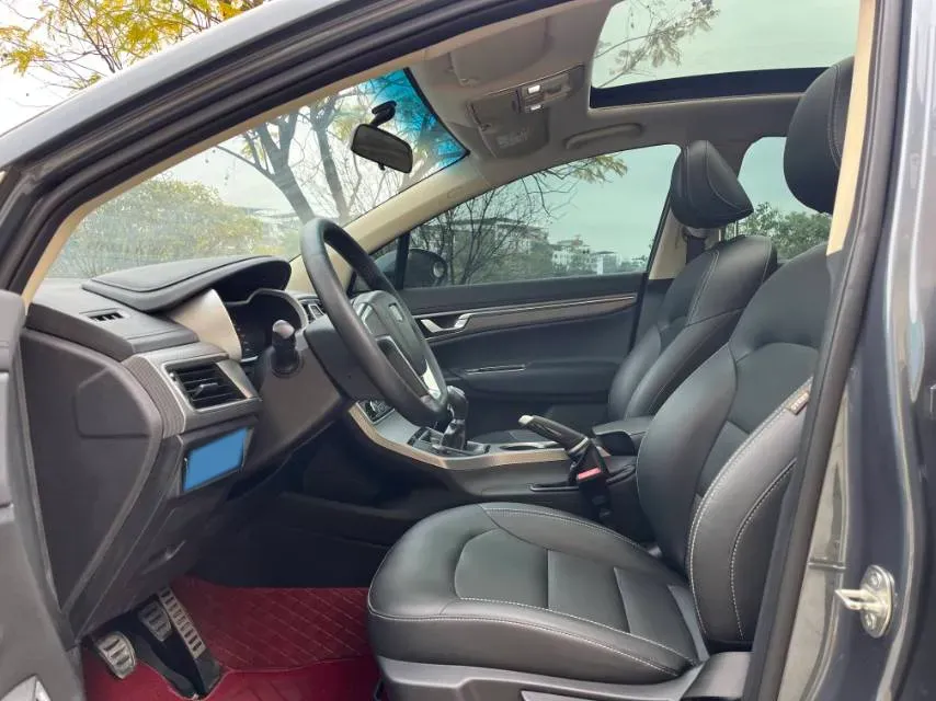 2016 Geely Emgrand GS 1.8L 133HP L4 6MT,autocango,china used car exporter,china ev exporter,chinese used car exporter,chinese used ev exporter