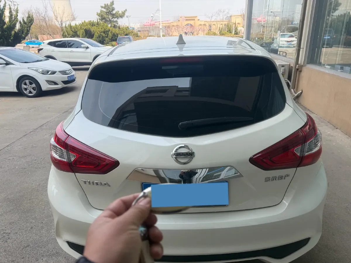 2021 Nissan Tiida 1.6L 122HP L4 CVT,autocango,china used car exporter,china ev exporter,chinese used car exporter,chinese used ev exporter