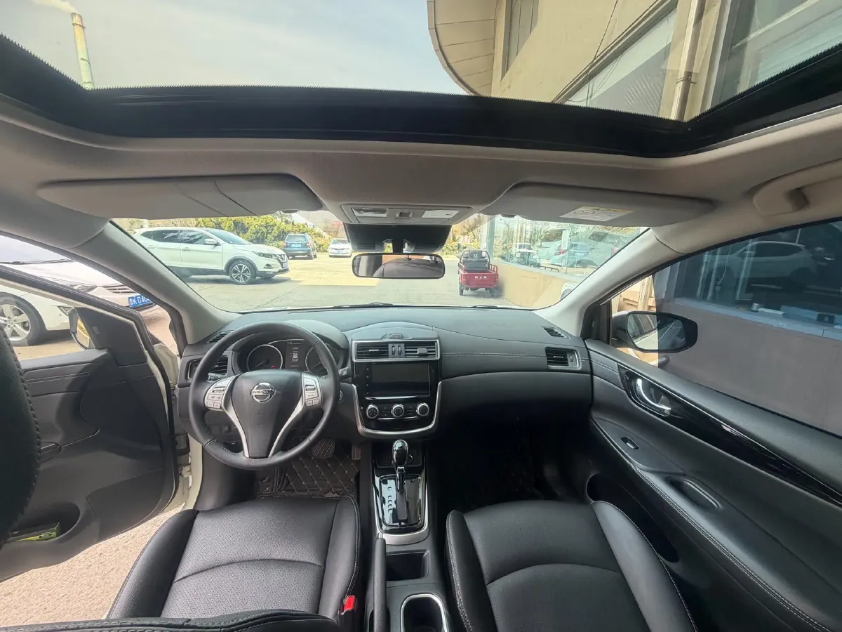 2021 Nissan Tiida 1.6L 122HP L4 CVT,autocango,china used car exporter,china ev exporter,chinese used car exporter,chinese used ev exporter