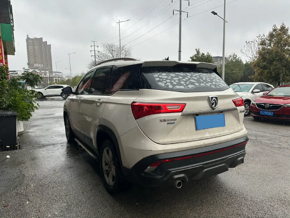 2019 BaoJun 530 1.5T 150HP L4 6MT,autocango,china used car exporter,china ev exporter,chinese used car exporter,chinese used ev exporter