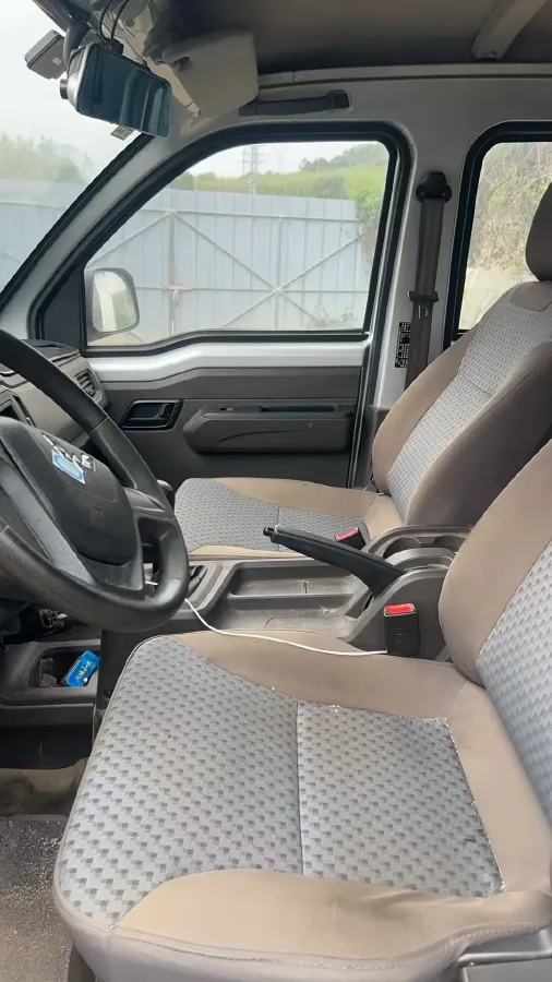 2019 WuLing RongGuang New Truck 1.5L 107HP L4 5MT,autocango,china used car exporter,china ev exporter,chinese used car exporter,chinese used ev exporter