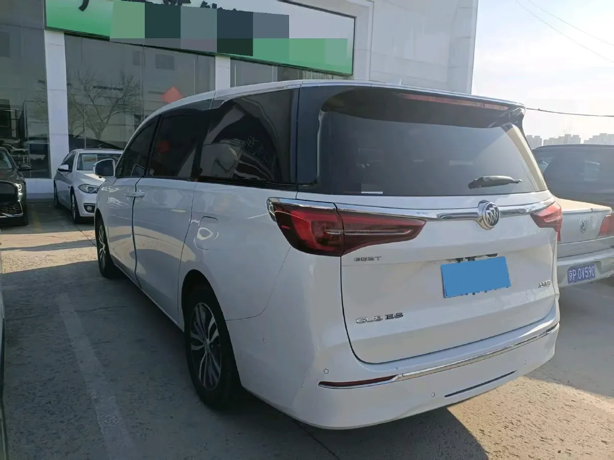 2020 Buick GL8 2.0T 237HP L4 9AT,autocango,china used car exporter,china ev exporter,chinese used car exporter,chinese used ev exporter