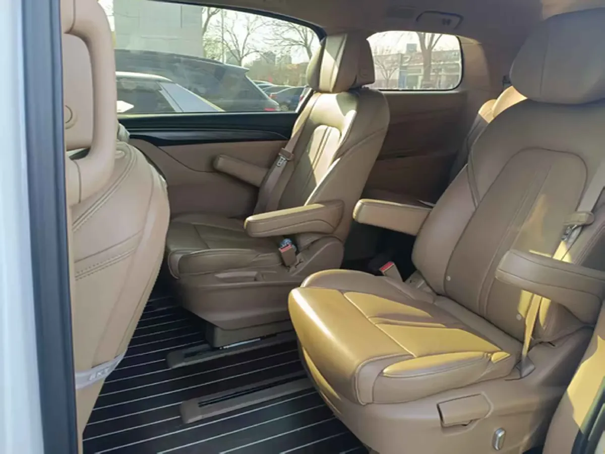 2020 Buick GL8 2.0T 237HP L4 9AT,autocango,china used car exporter,china ev exporter,chinese used car exporter,chinese used ev exporter