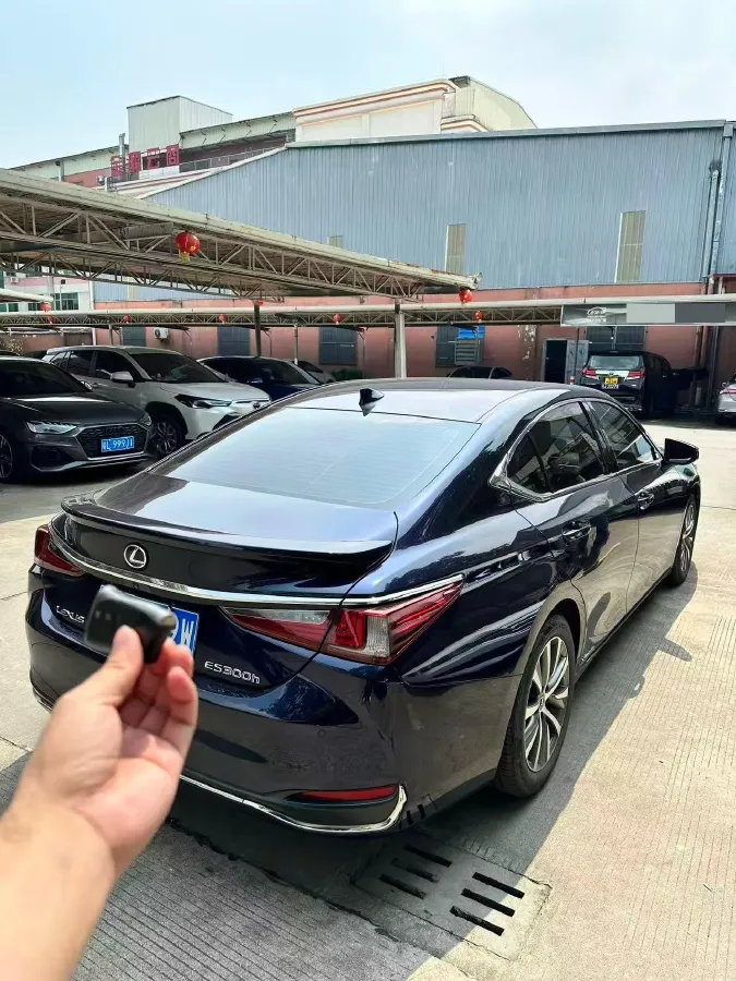 2018 Lexus ES 2.5L 178HP L4 E-CVT Hybrid,autocango,china used car exporter,china ev exporter,chinese used car exporter,chinese used ev exporter