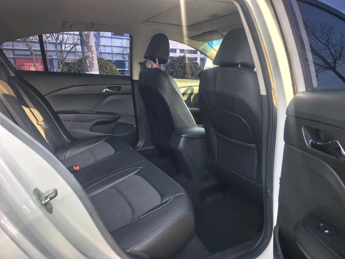 2019 Chevrolet Cavalier 1.5L 113HP L4 6AT,autocango,china used car exporter,china ev exporter,chinese used car exporter,chinese used ev exporter