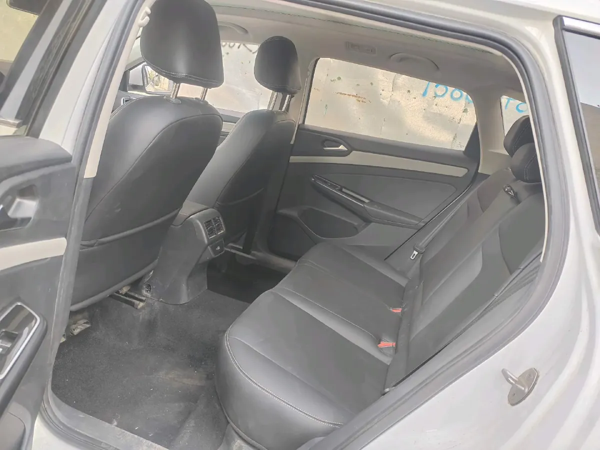 2023 Jetta VS7 1.4T 150HP L4 6AT,autocango,china used car exporter,china ev exporter,chinese used car exporter,chinese used ev exporter