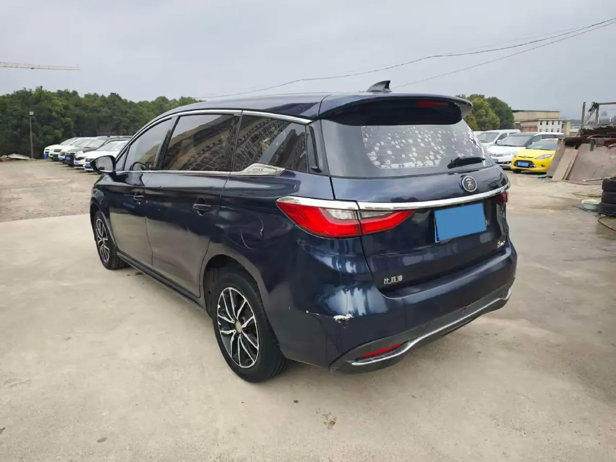 2018 BYD Song MAX 1.5T 154HP L4 6MT,autocango,china used car exporter,china ev exporter,chinese used car exporter,chinese used ev exporter
