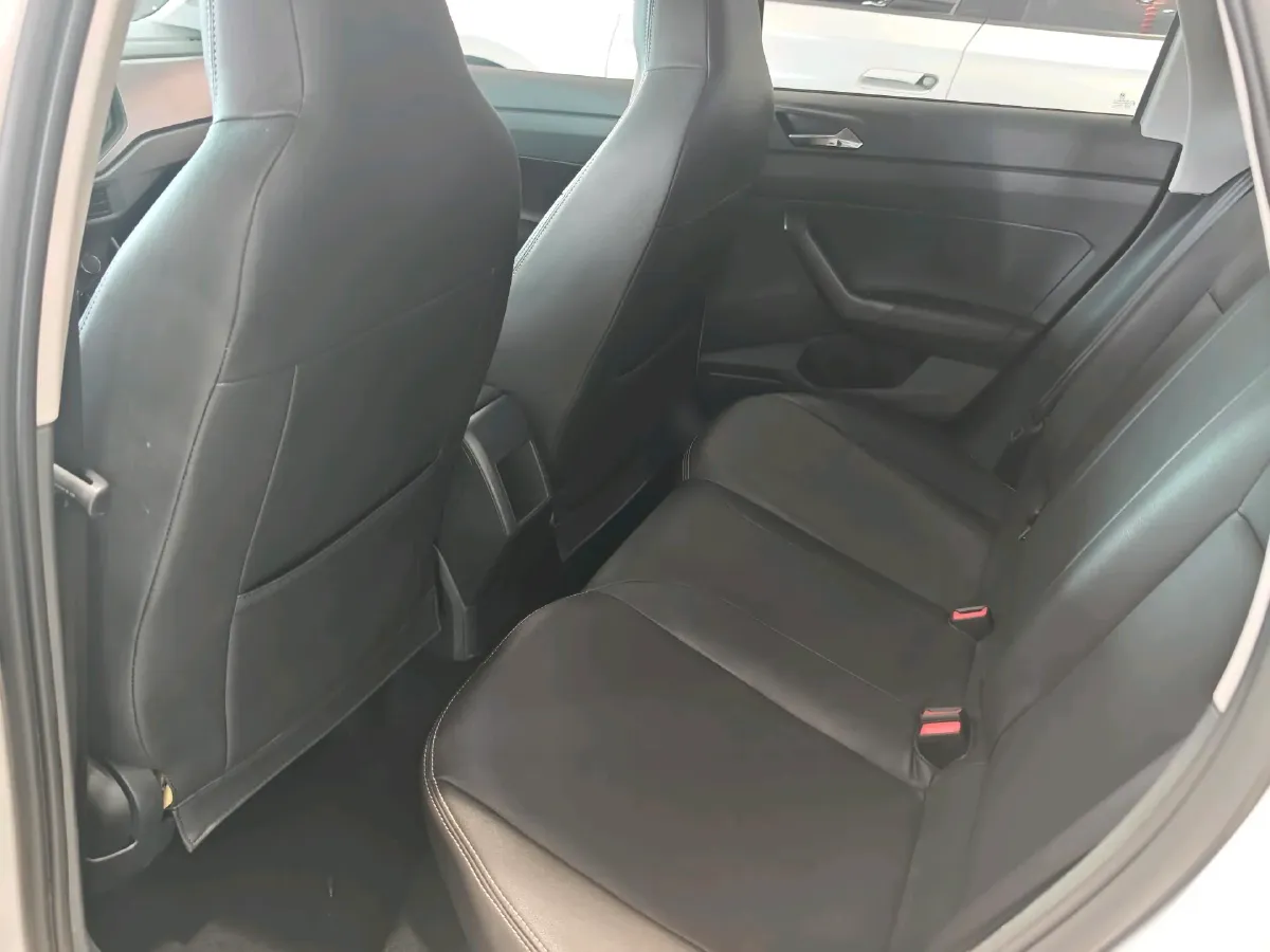 2019 Volkswagen Polo 1.5L 113HP L4 6AT,autocango,china used car exporter,china ev exporter,chinese used car exporter,chinese used ev exporter