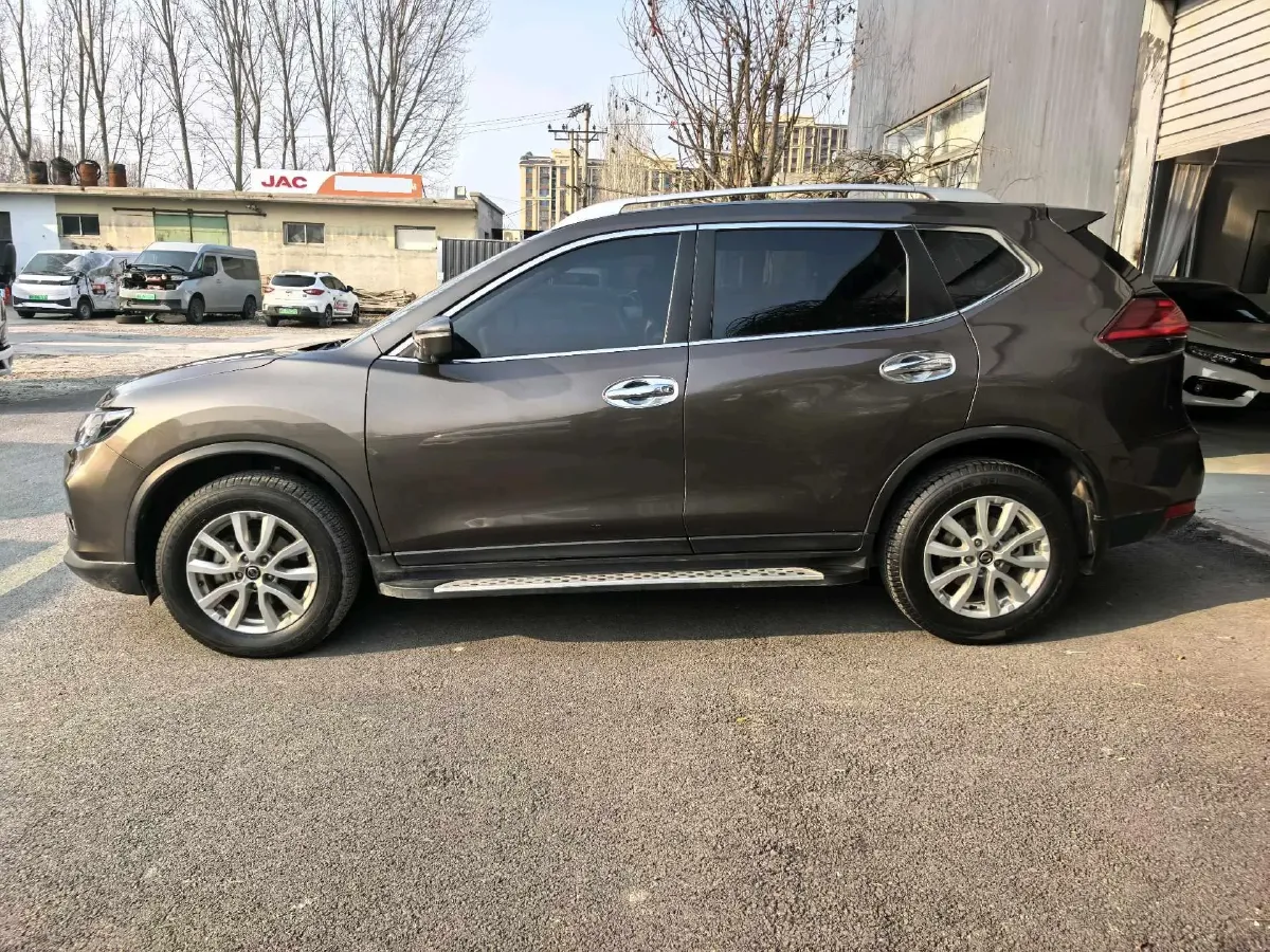 2019 Nissan X-Trail 2.0L 154HP L4 CVT,autocango,china used car exporter,china ev exporter,chinese used car exporter,chinese used ev exporter